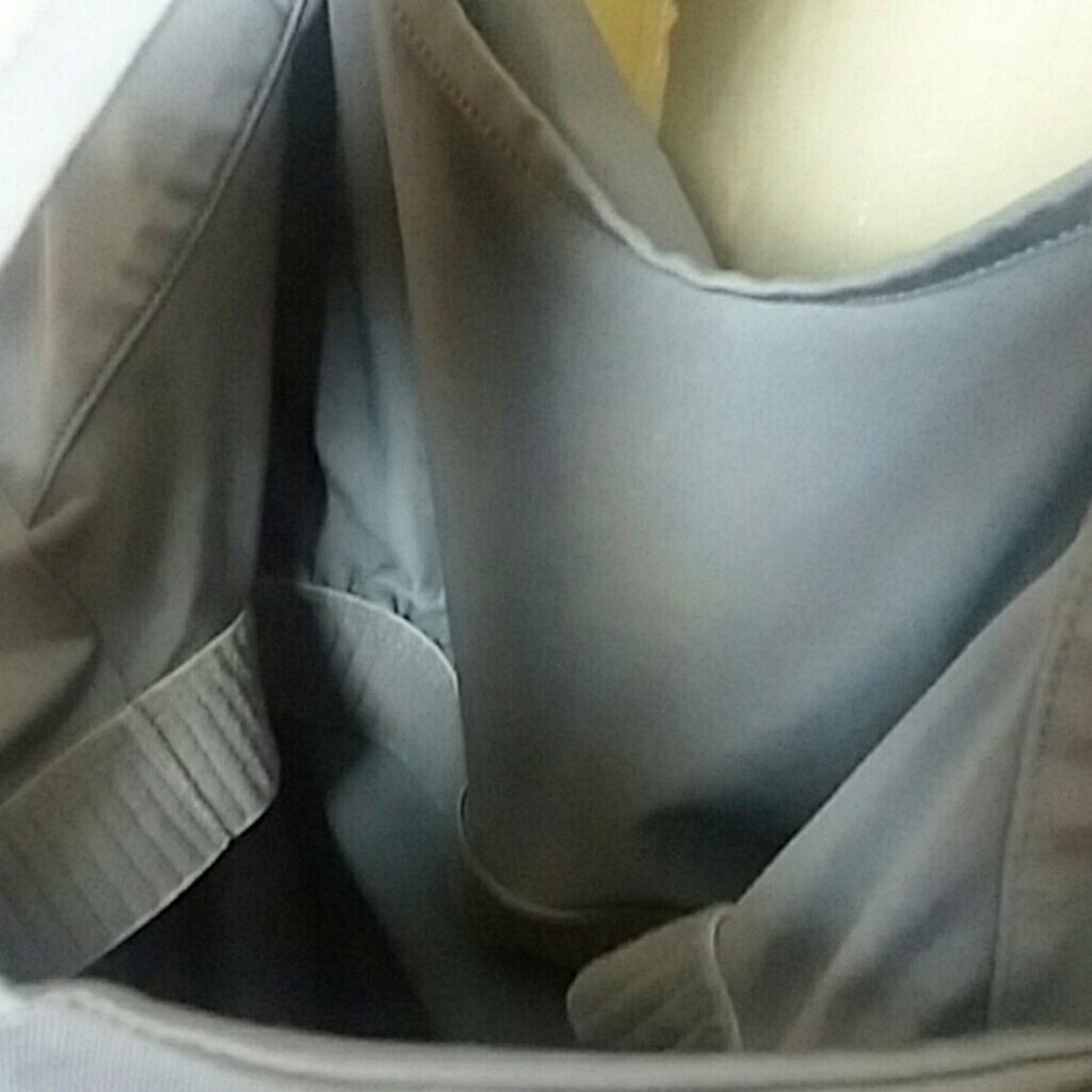 Gap Work Out Tank - Picture 6 of 6
